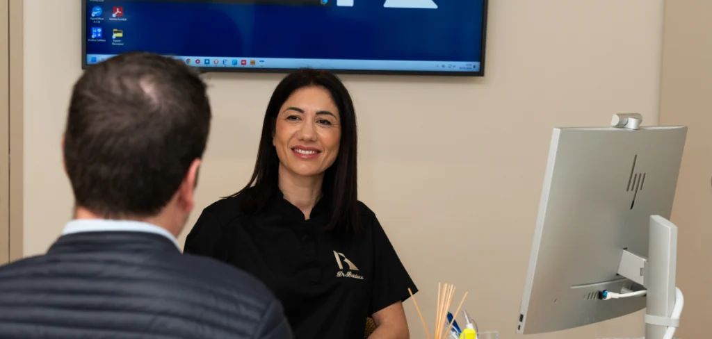 a Pourquoi consulter un endodontiste ? Dr Antonietta BORDONE - Endodontiste à Marseille